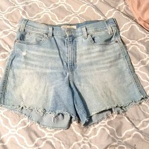 Woman's Jean shorts